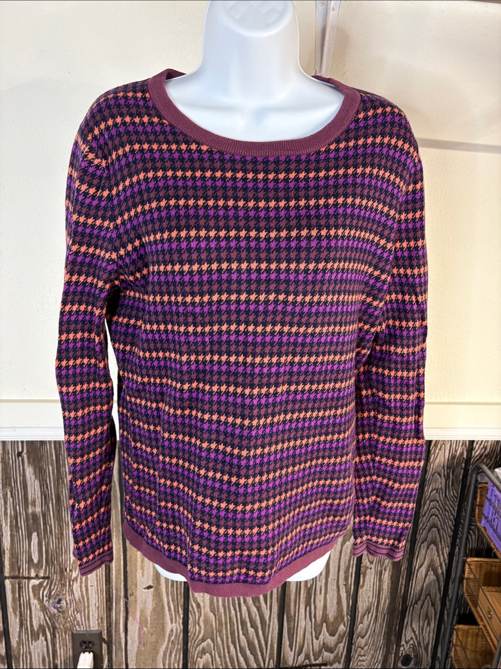 Tommy Hilfiger Purple and Pink Houndstooth Crewneck Sweater
